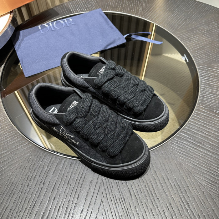 DR B33 LOW-TOP SNEAKERS DR-97