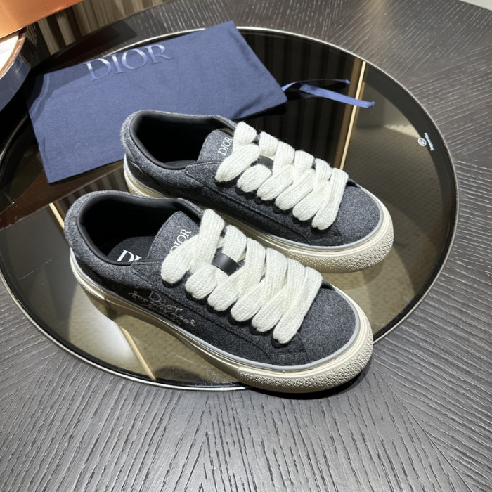 DR B33 LOW-TOP SNEAKERS DR-98