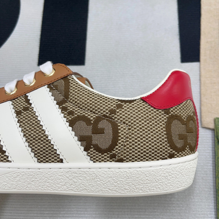 ad low-top sneaker 90628