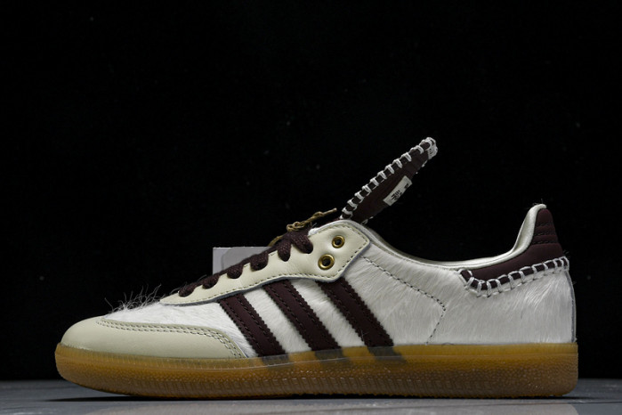 ad low-top sneaker gazelle indoor ie0586