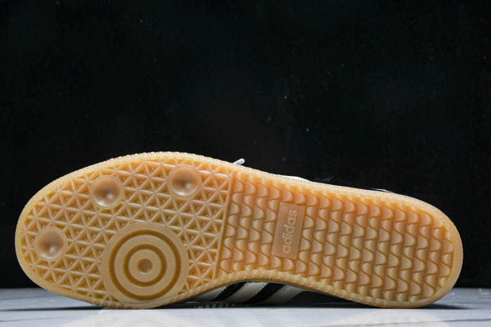 ad low-top sneaker gazelle indoor ie0580