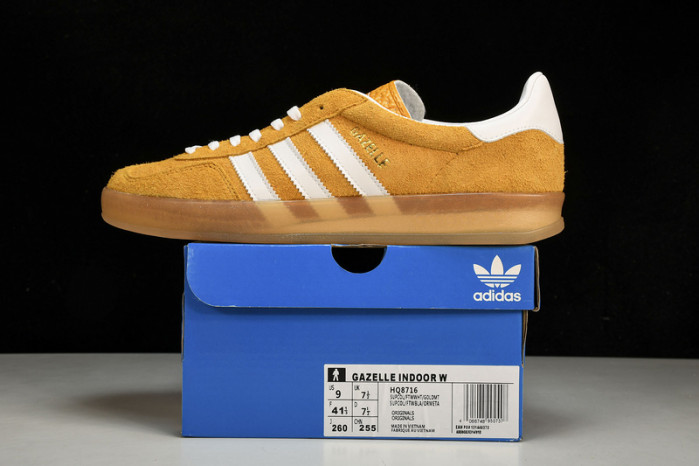 ad low-top sneaker gazelle indoor hq8716