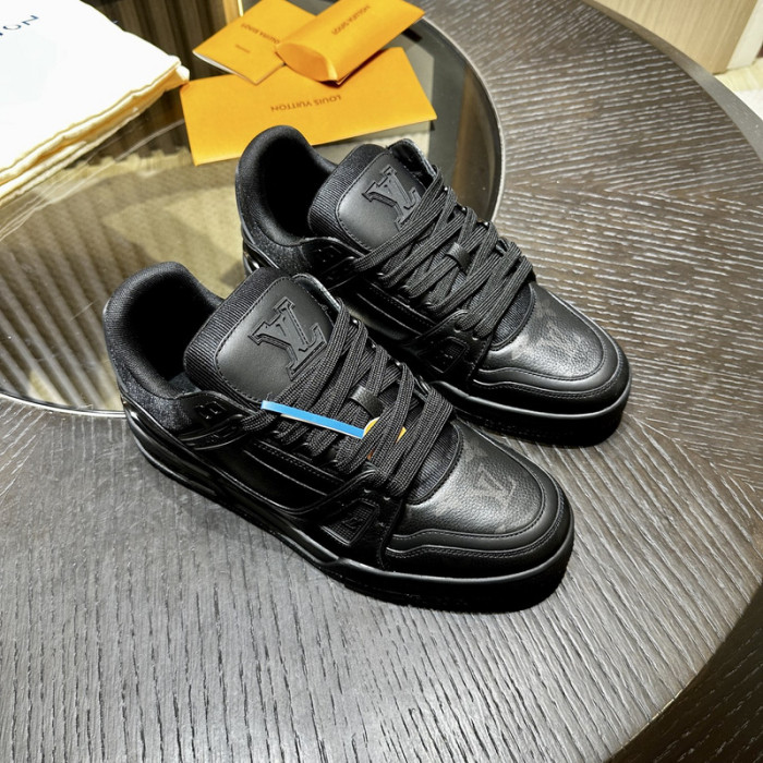 LOVT SNEAKER lv-351