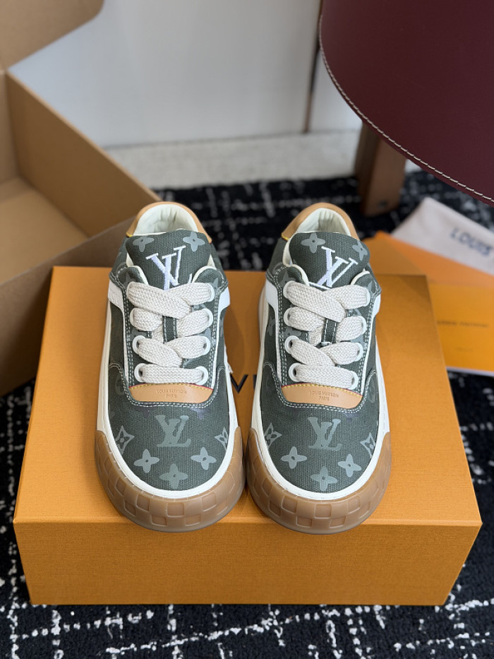 LOVT SNEAKER lv-521