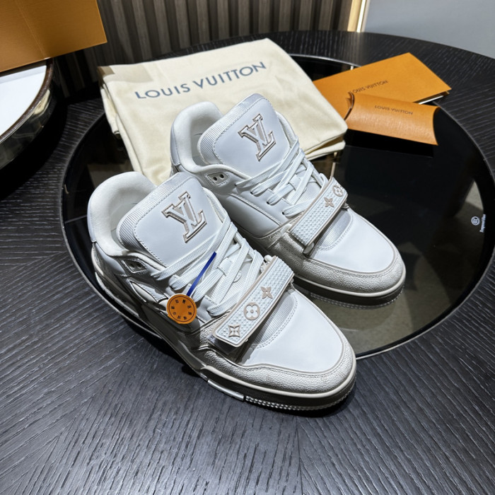 LOVT SNEAKER lv-345
