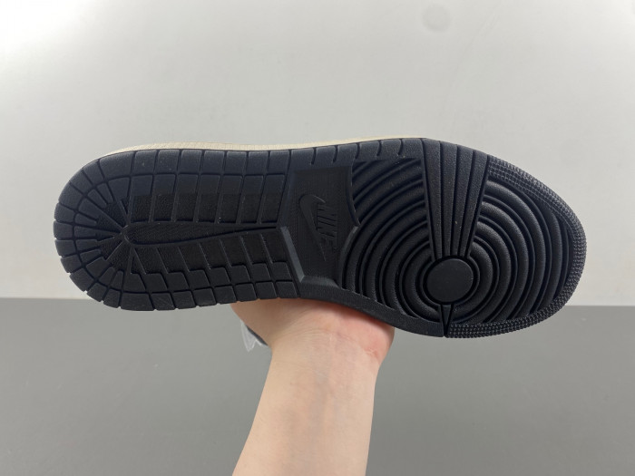 travis scott x air jordan 1 dm7866-201