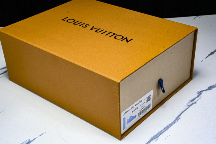 LOVT SNEAKER lv-364