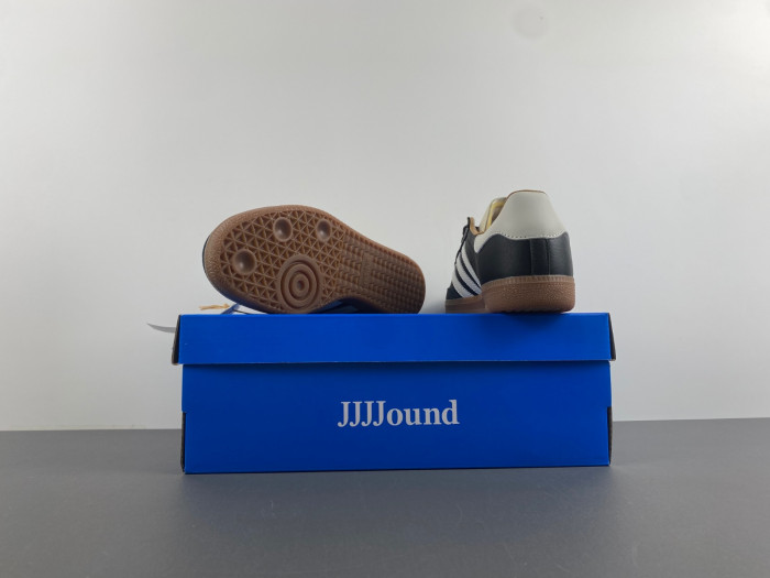 ad low-top sneaker gazelle indoor id8707