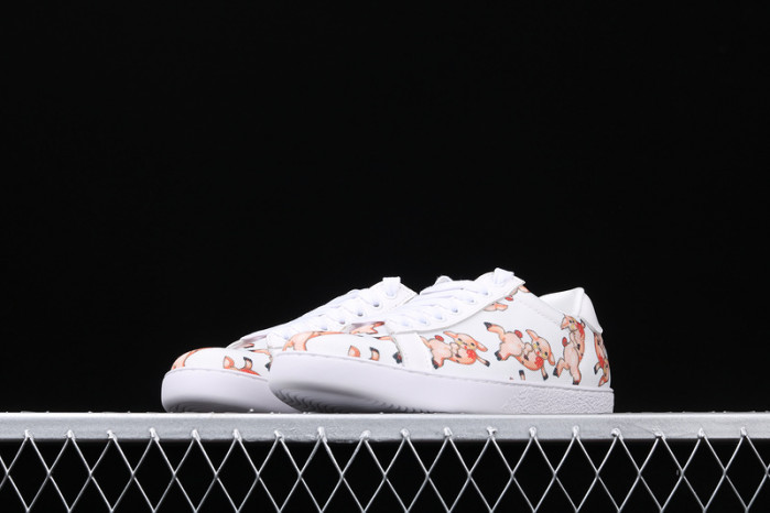 gi ace embroidered low-top sneaker h903p111