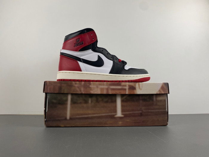 air jordan 1 high og “black toe reimagined” dz5485-106