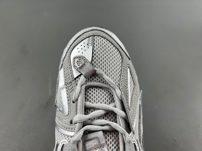 New Balance 1906A Grey M1906AG