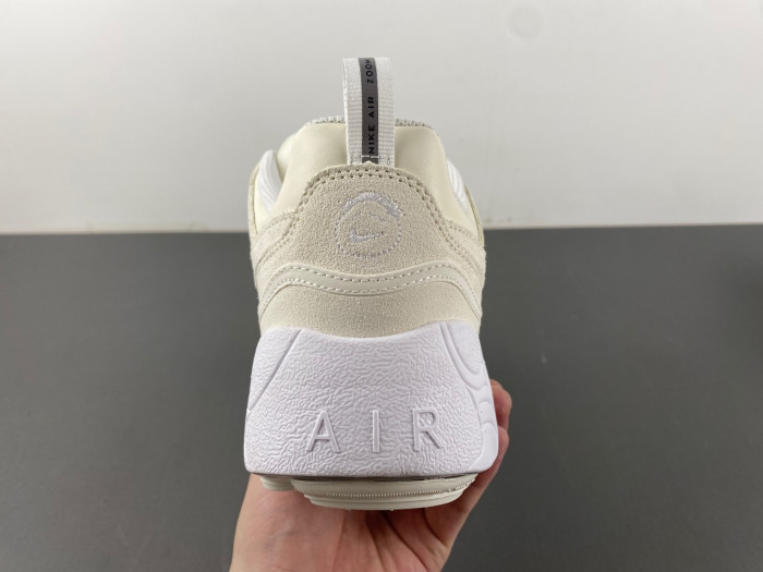 Nike Zoom Field Jaxx SP Travis Scott Sail HQ3061-100