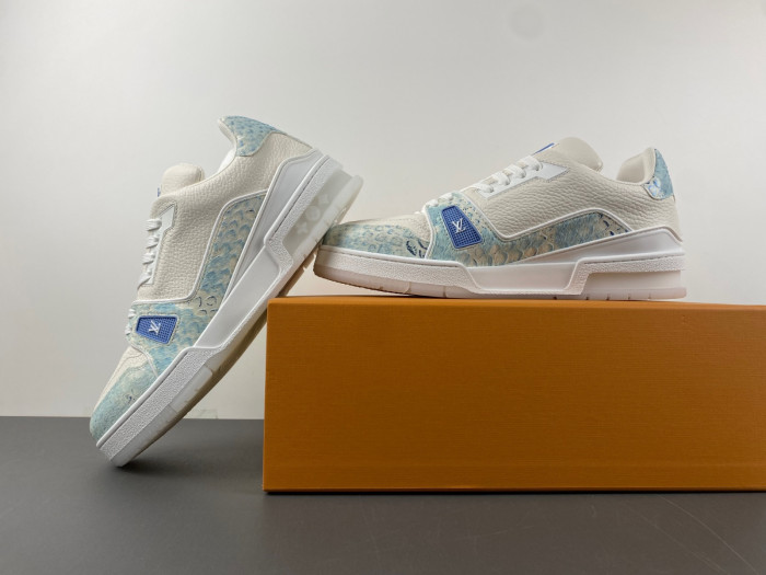 LOVT SNEAKER lv-186