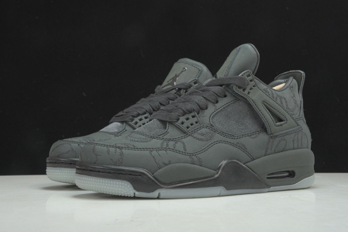 jordan 4 retro kaws black 930155-001