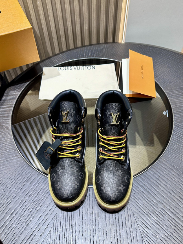LOVT BOOTS L0-15