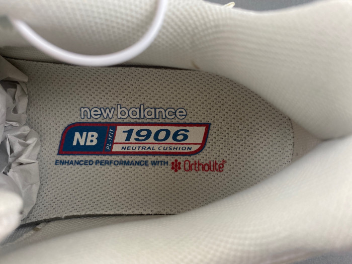 New Balance 1906A M1906AB