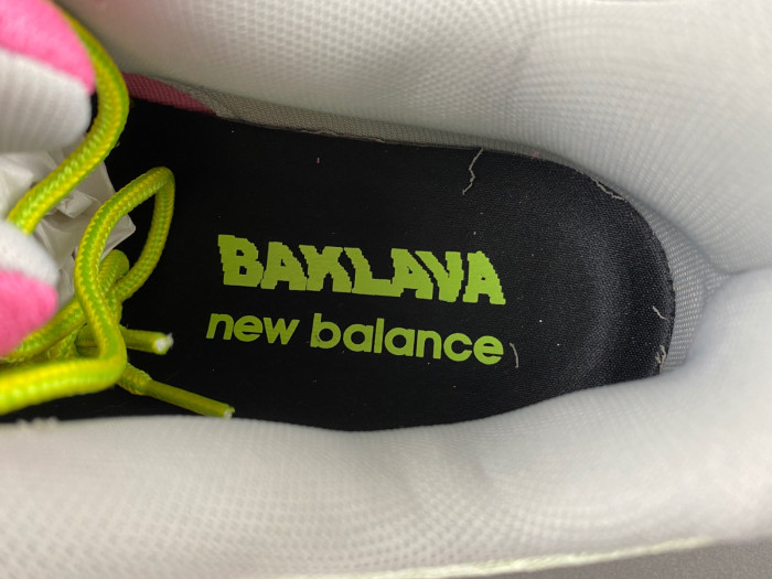 New Balance 1906R 