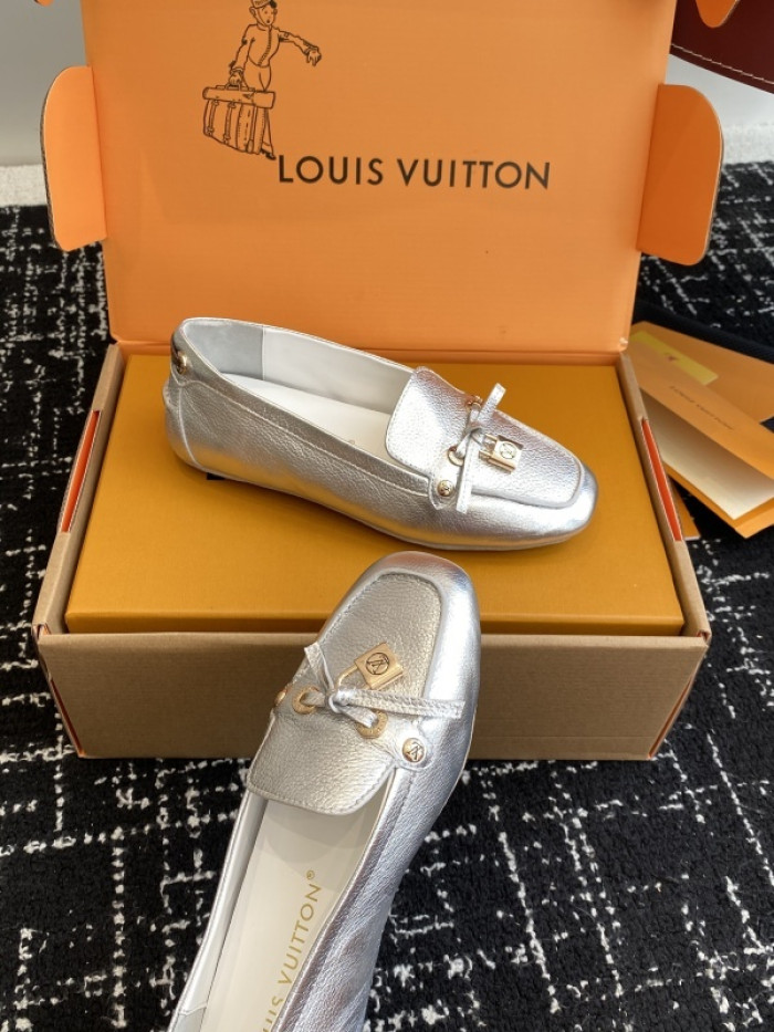 LOVT SNEAKER lv-381