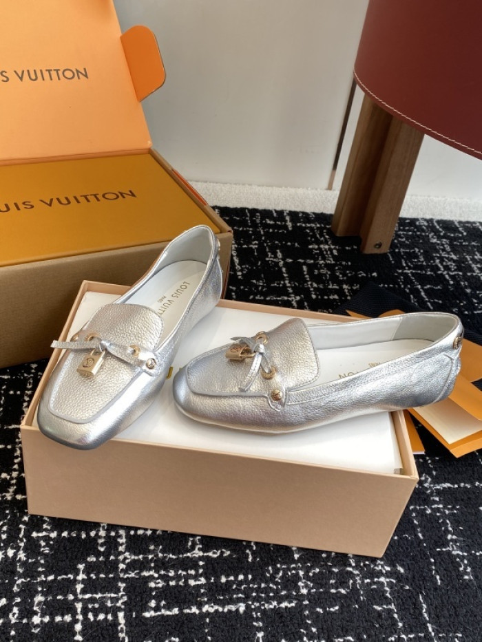 LOVT SNEAKER lv-381