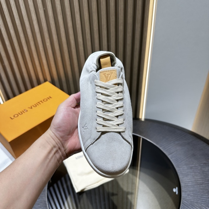 LOVT SNEAKER lv-405
