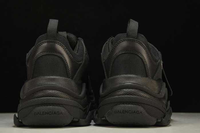 bl triple s trainers sneakers bts-03