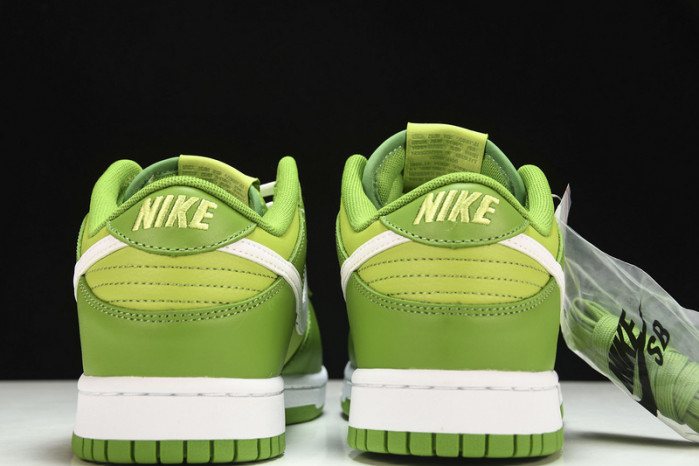 nike dunk low chlorophyll dj6188-300