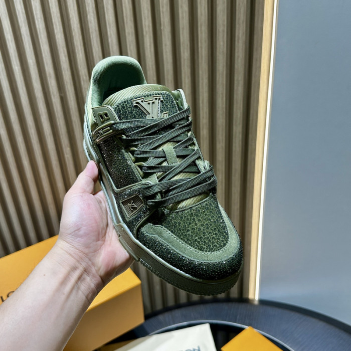 LOVT SNEAKER lv-316