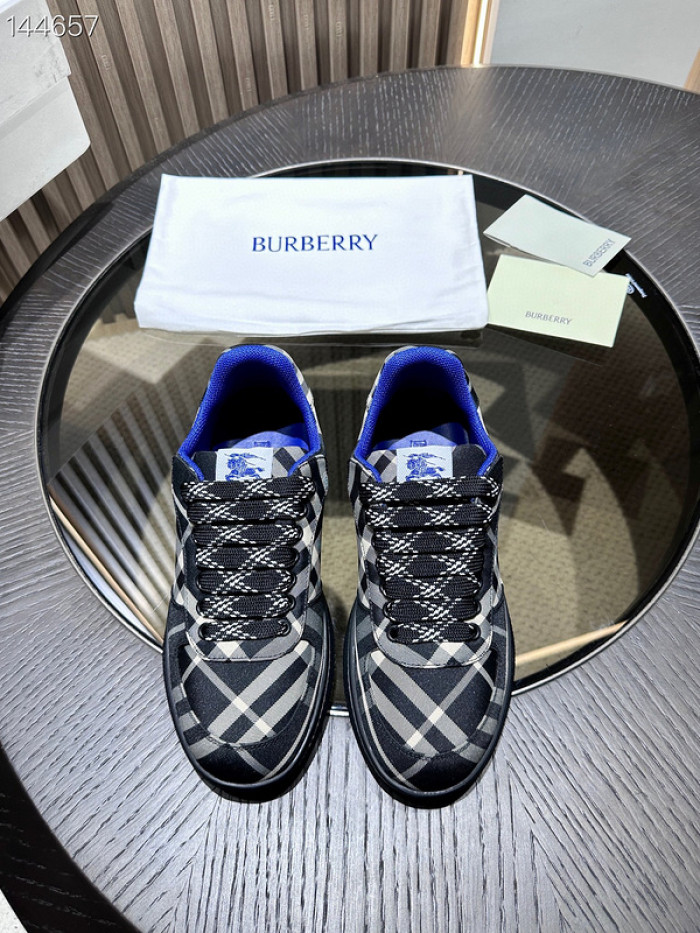 BUBERY SNEAKER 23150