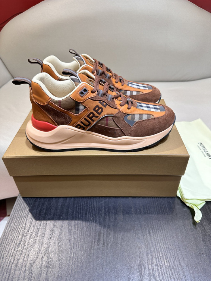 BUBERY SNEAKER 23163
