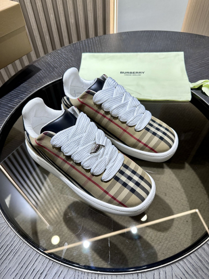 BUBERY SNEAKER 23166