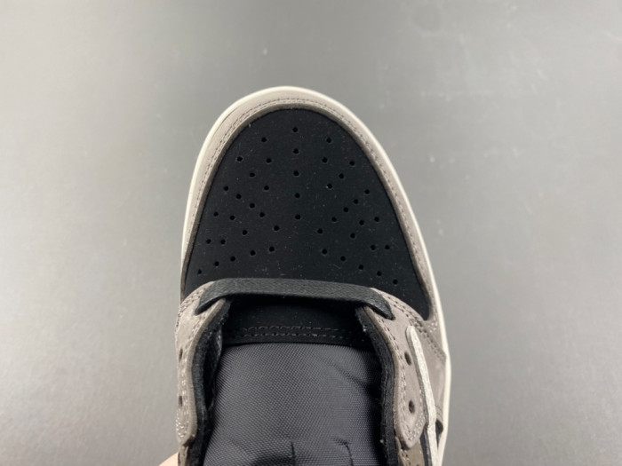 Travis Scott x Air Jordan 1 Low OG DM7866-0011