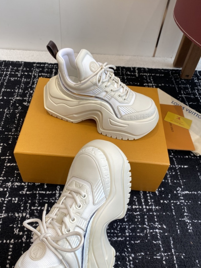 LOVT SNEAKER lv-426