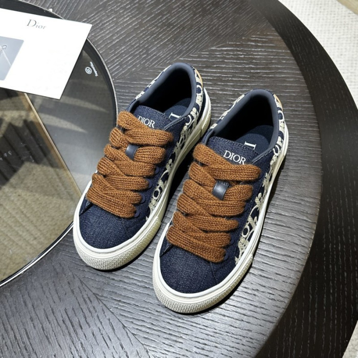 DR B33 LOW-TOP SNEAKERS DR-109