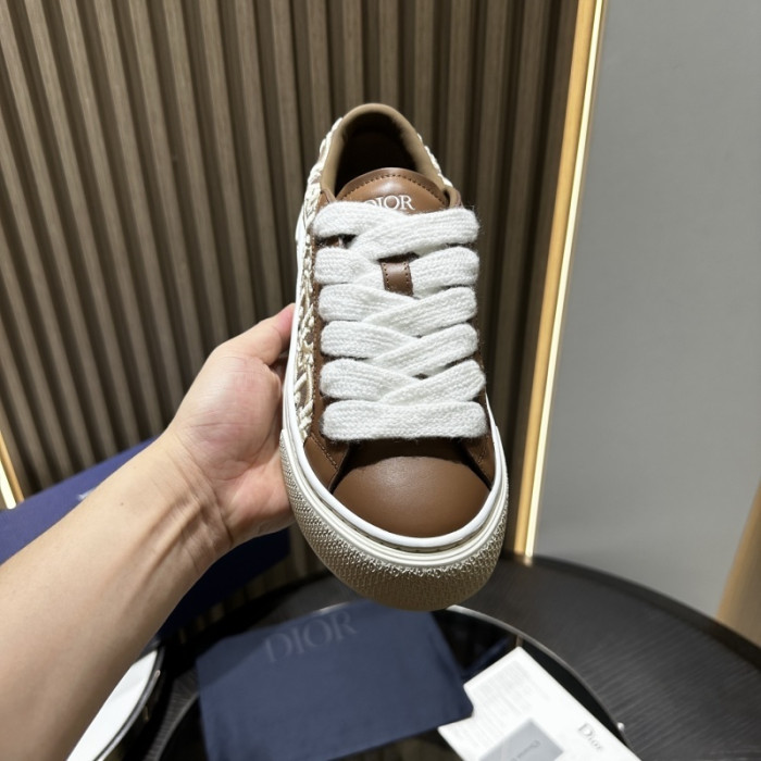 DR B33 LOW-TOP SNEAKERS DR-110