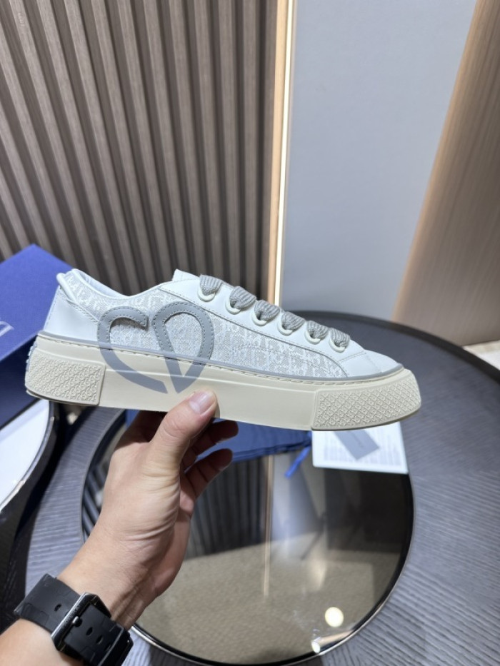 DR B33 LOW-TOP SNEAKERS DR-130