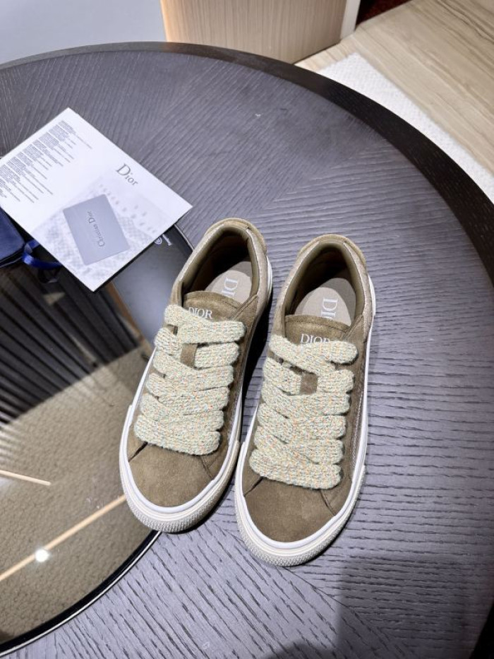 DR B33 LOW-TOP SNEAKERS DR-135