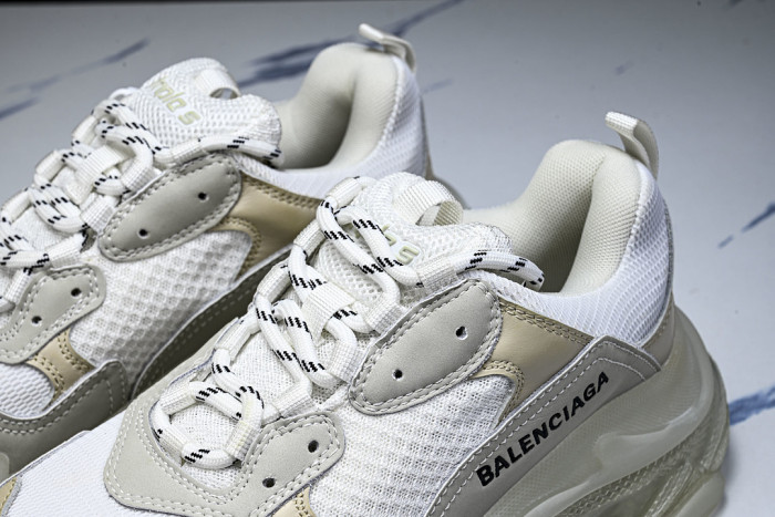 BL TRIPLE S TRAINERS SNEAKERS W09E1-9000