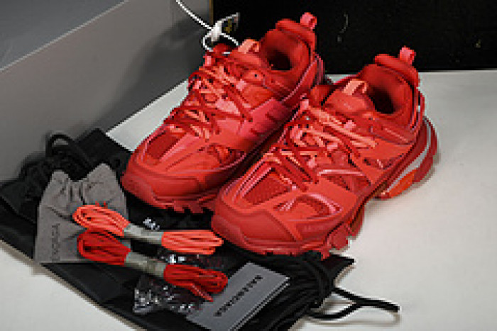 (led) bl tess s. gomma trek low sneakers red 23090702