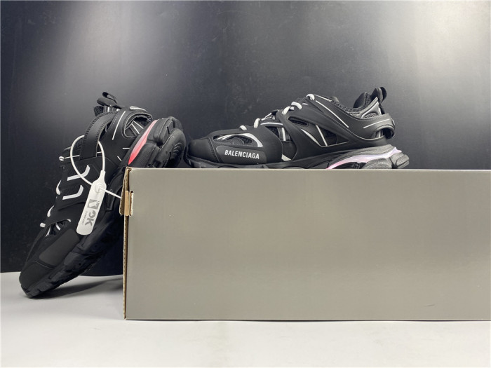 (led)bl tess s. gomma trek low sneakers black 23090801