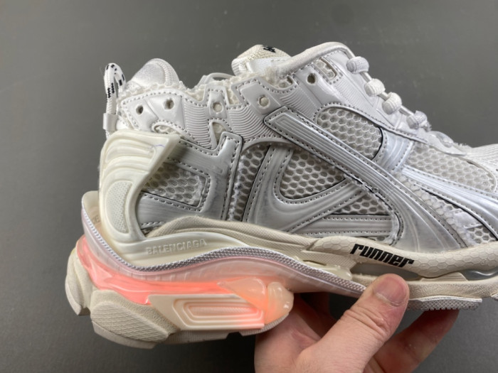 (LED) BL RUNNER SNEAKERS WRNLD 0102