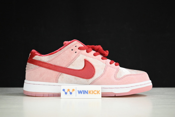 nike sb dunk low strangelove skateboards (special box) - ct2552-800