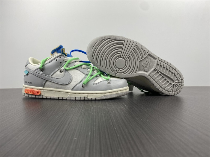 nike dunk low of lot 26 of 50 dm1602-116