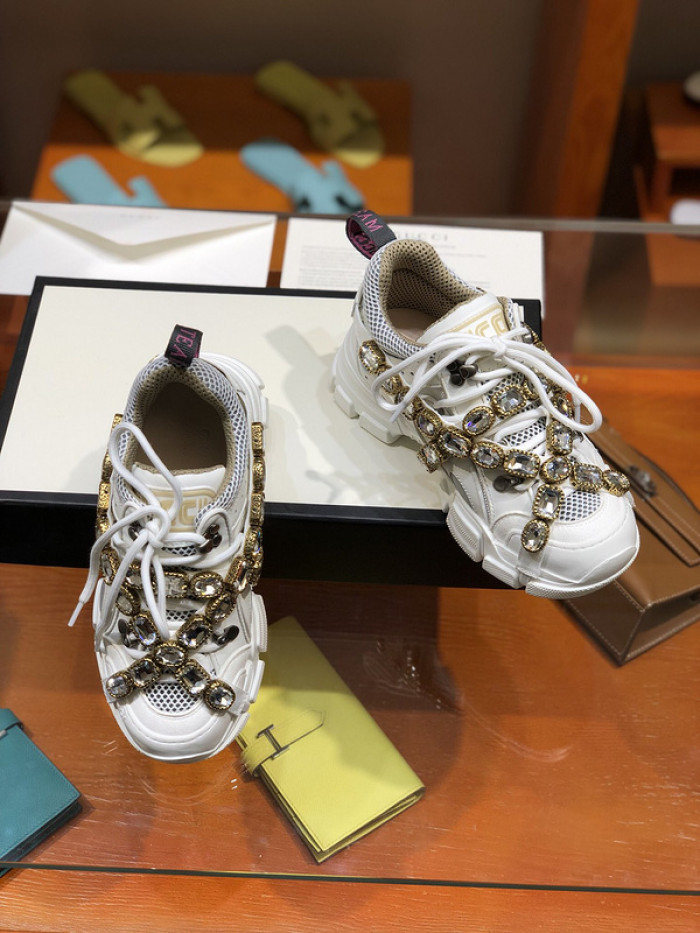 gui sneaker 21121401